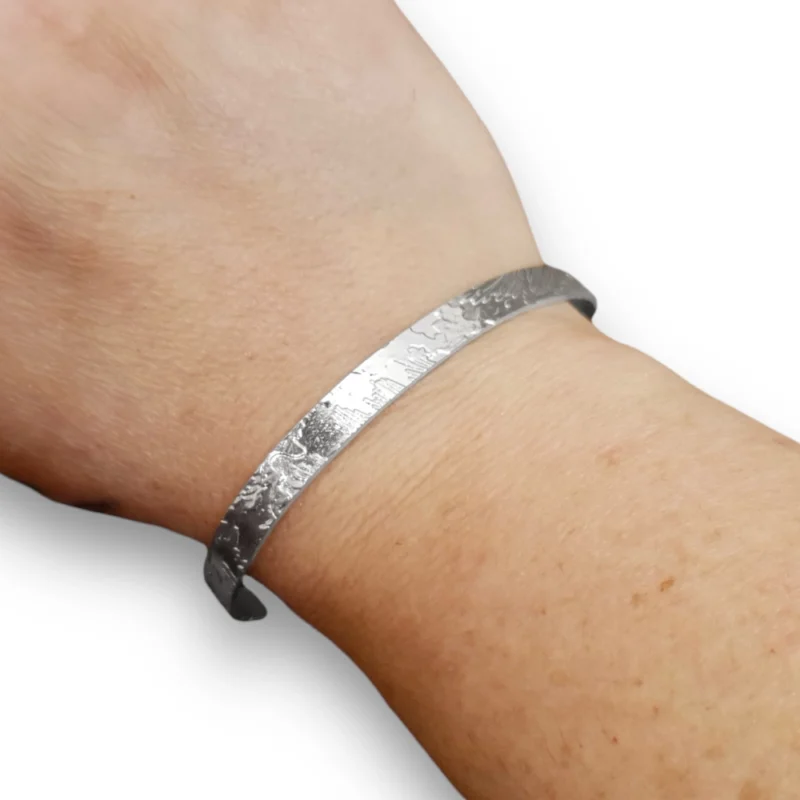 Sterling silver wave texture bangle